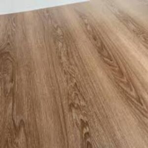 Piso Vinilico Clicado 4mm + 1mm IXPE PINUS 2105105